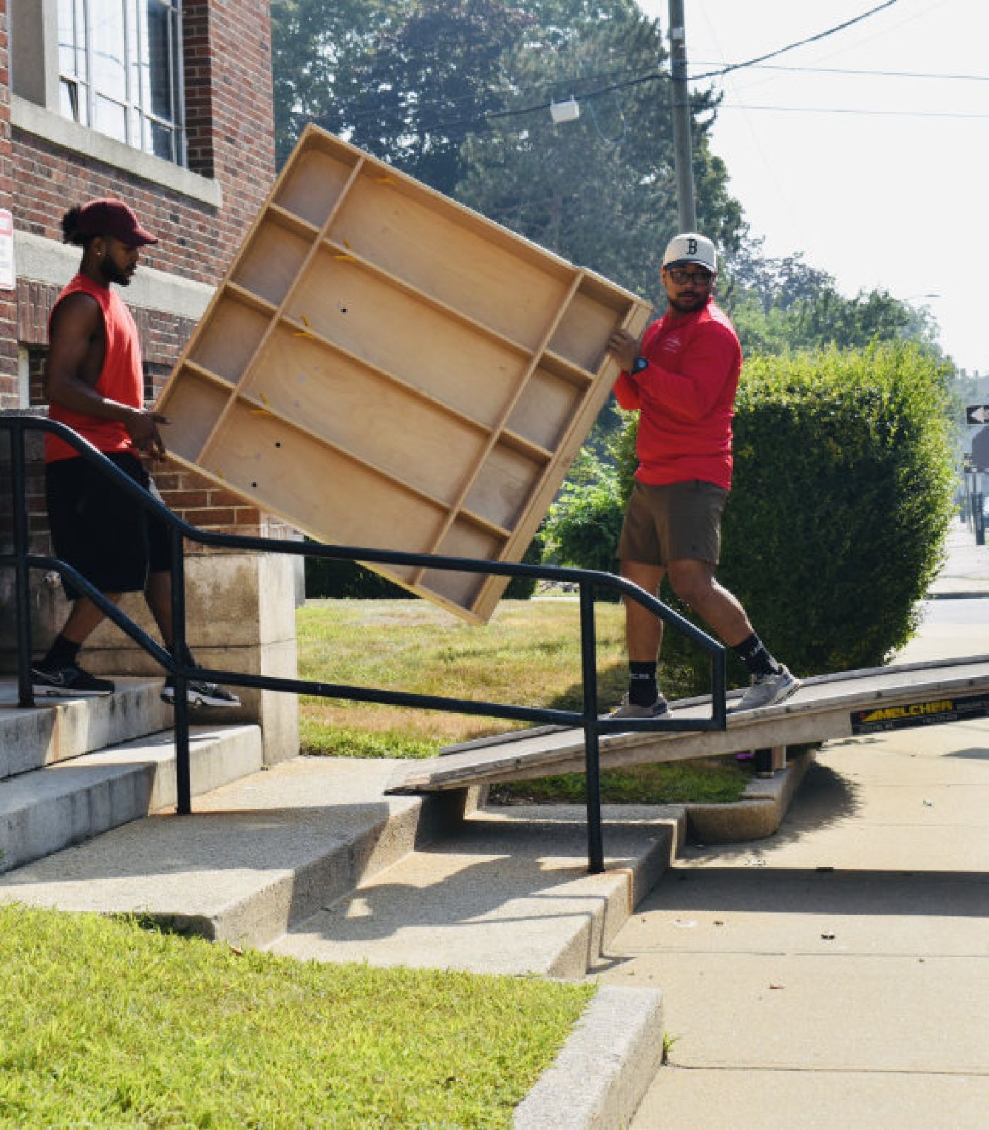 Seacoast Movers moving furniture